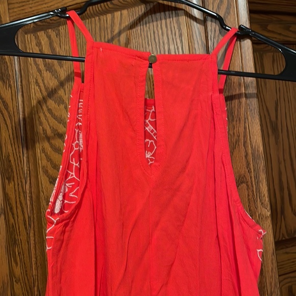 Woman’s eyeshadow tank top - Picture 3 of 4